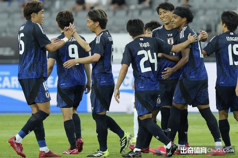 湖人战胜开,拓者,詹姆斯贡献,万博manbetx体育平台,万博体育官网,万博体育app下载,ManBetX,SPORTS