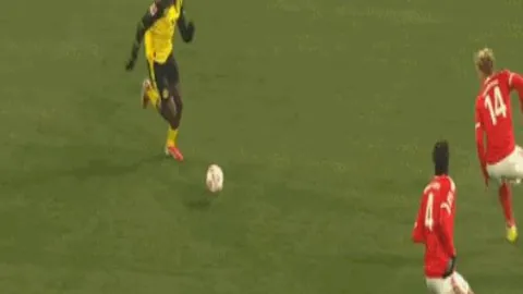 皇萨之基，西甲之魂：特巴斯点评皇马，质疑公告与电台塑造其形象